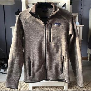 brown patagonia zip up